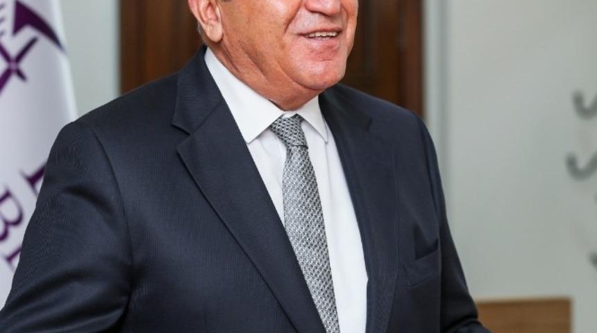 Başkan Atay, &ldquo;Şehitlerimizin ve gazilerimizin &ouml;n&uuml;nde saygıyla eğiliyorum&rdquo;