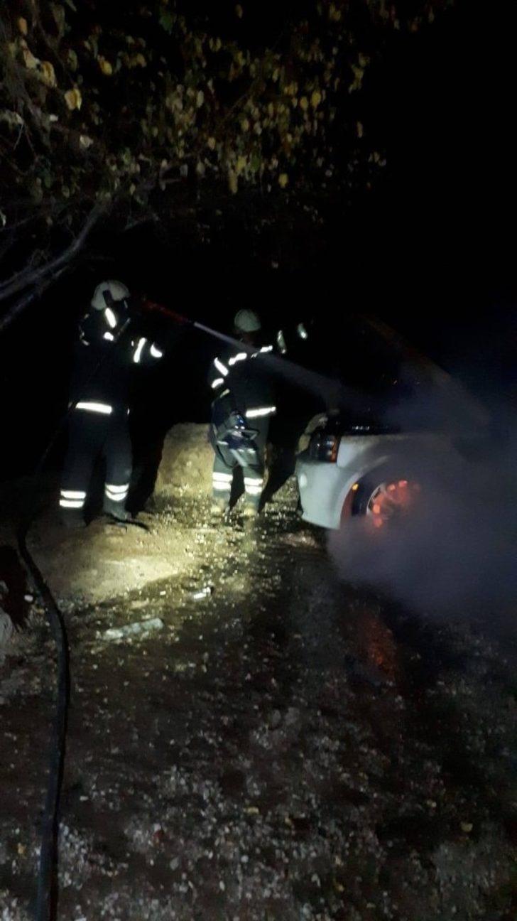 Lüks cip bir anda alevlere teslim oldu G3