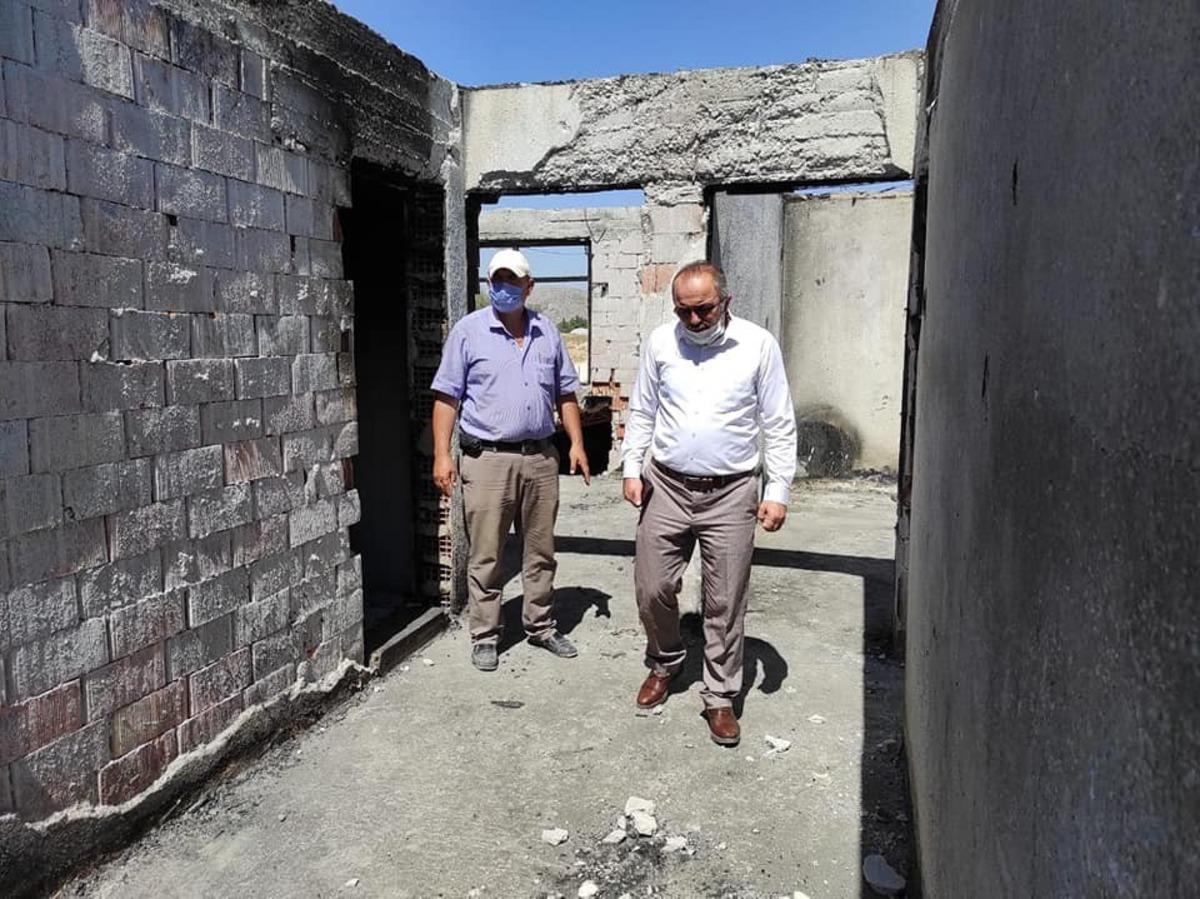 M&uuml;ft&uuml; Yazıcı&rsquo;dan evleri yanan aileye ziyaret