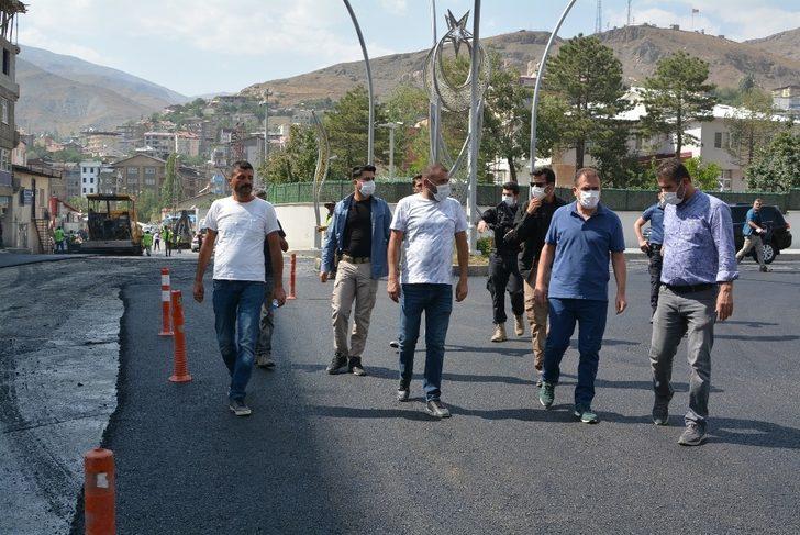 Vali Akbıyık asfalt çalışmalarını denetledi G1