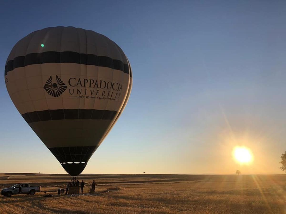 Ulubey Kanyonlarında sıcak hava balonu u&ccedil;tu