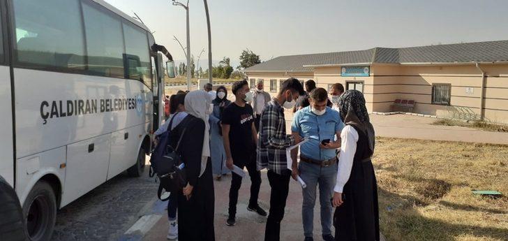 Çaldıran Belediyesinden KPSS’ye girenlere araç desteği G2