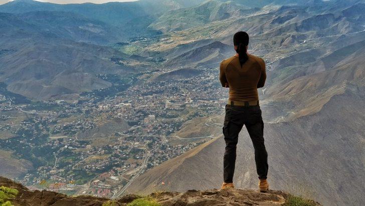 Köyünde, vahşi doğada yaşam filmleri çekiyor G3