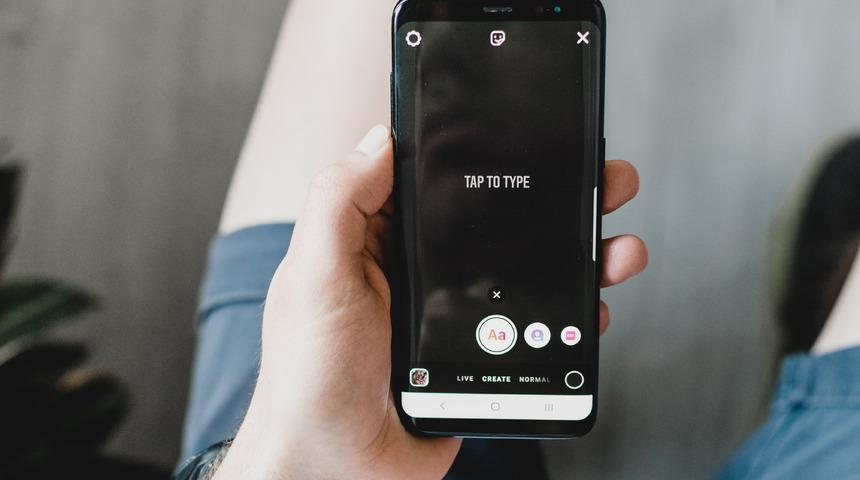 İstenilen oluyor: Instagram hikayeleri Facebook'a taşınıyor!