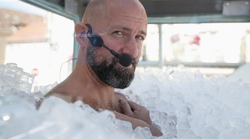 Avusturyalı 'buz adam' Josef Koeberl rekor kırdı!