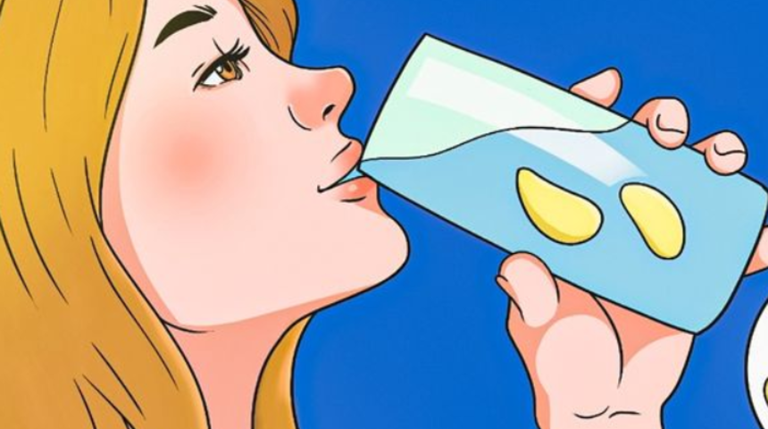 Sağlıklı ve düz bir karın için su içine bunları koyun! O kadar etkili ki... 