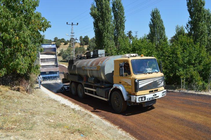 Korkuteli Yukarı Karaman yolu yenileniyor G2