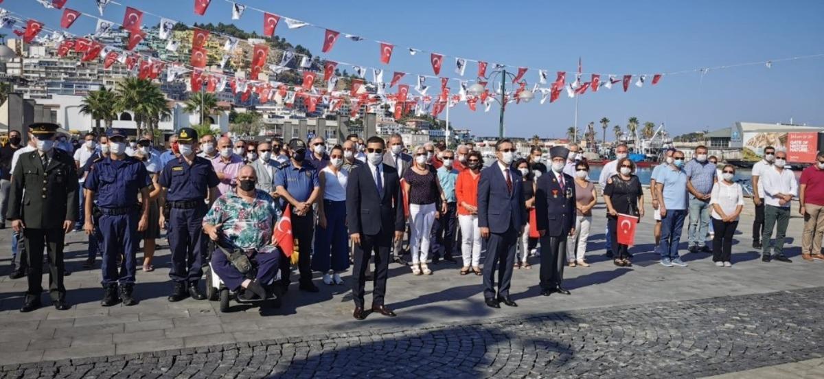 Kuşadası&rsquo;nın d&uuml;şman işgalinden kurtuluşunun 98. yıld&ouml;n&uuml;m&uuml; kutlandı