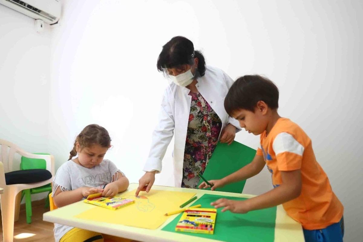 Bağcılar Belediyesi kreşinde ilk g&uuml;n heyecanı