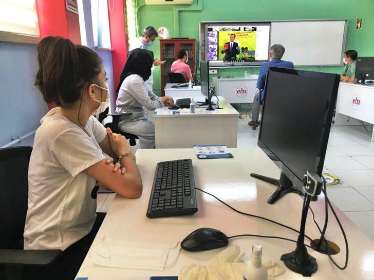 Düzce’deki imkanı olmayan öğrenciler için EBA destek noktası G4