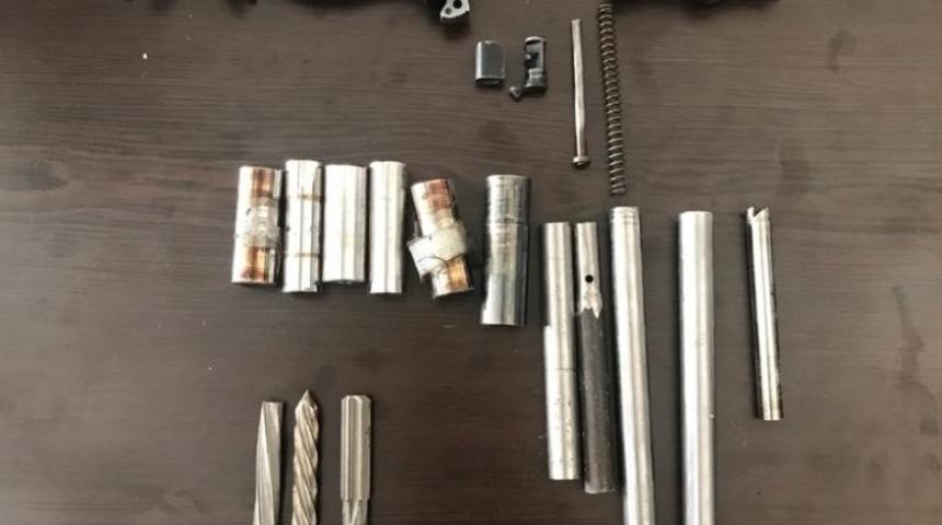 Silah ka&ccedil;ak&ccedil;ılarına 2 farklı operasyon