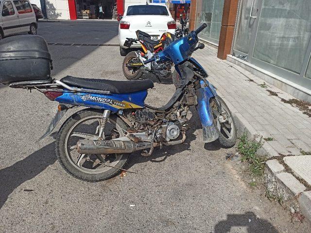 Çalıntı motosiklet terk edilmiş halde bulundu