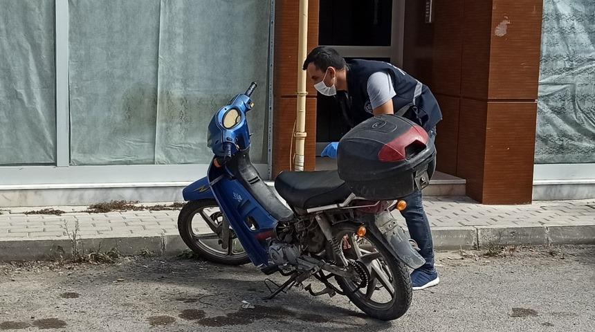 Çalıntı motosiklet terk edilmiş halde bulundu