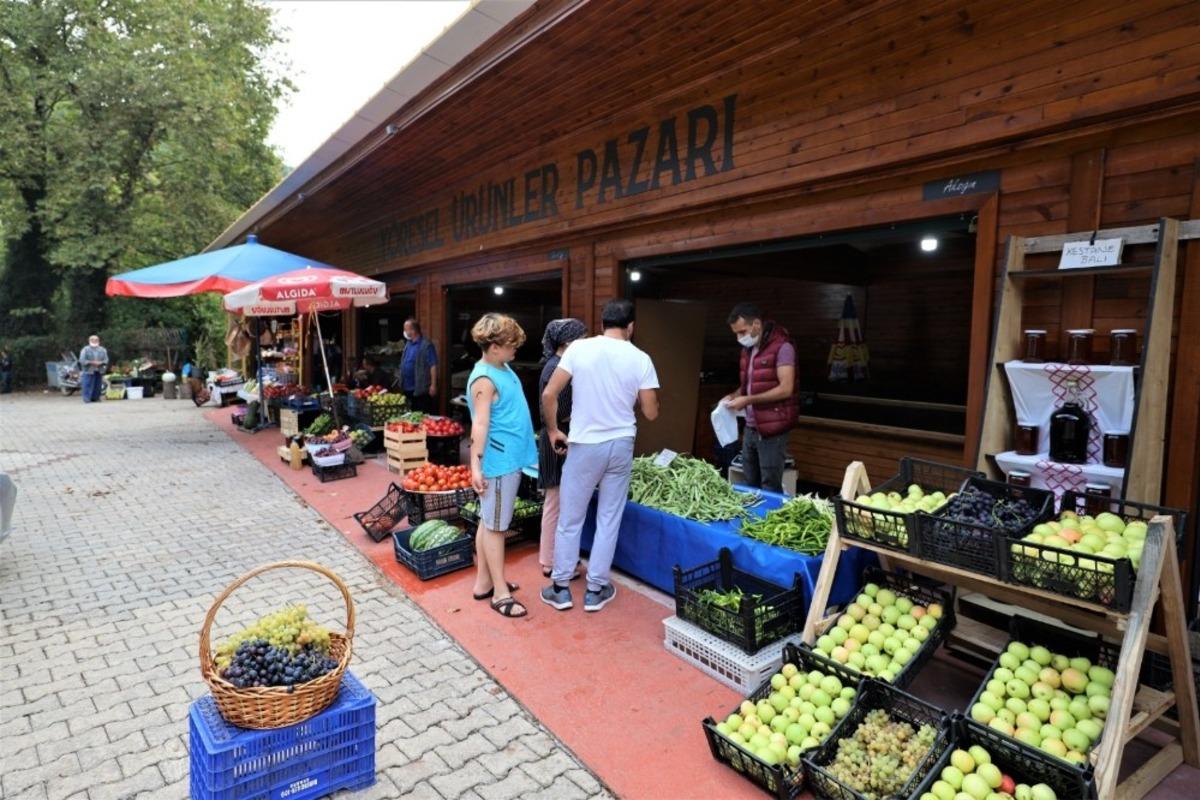 Başiskele Y&ouml;resel &Uuml;r&uuml;nler Pazarı&rsquo;na yoğun ilgi