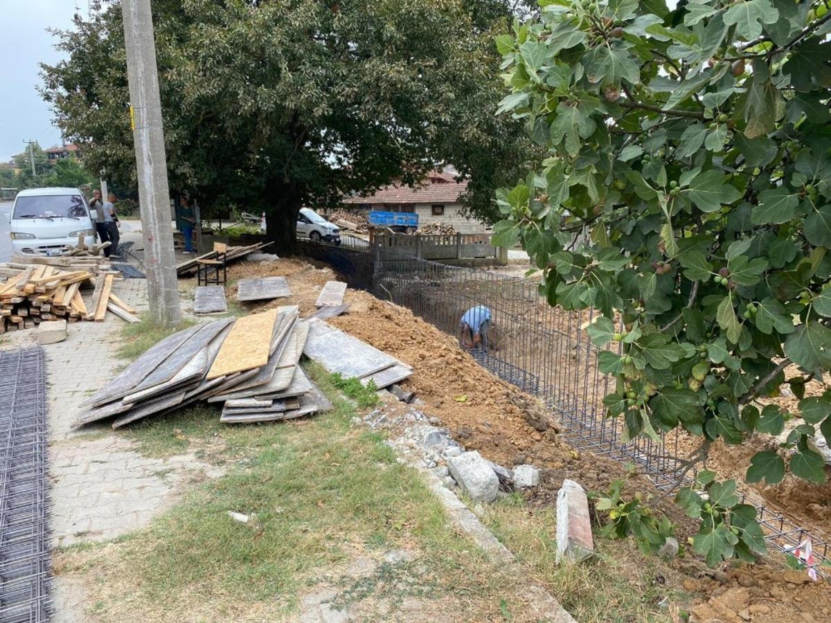 İzmit Belediyesi, &uuml;retici pazarlarını inşa etmeye başladı