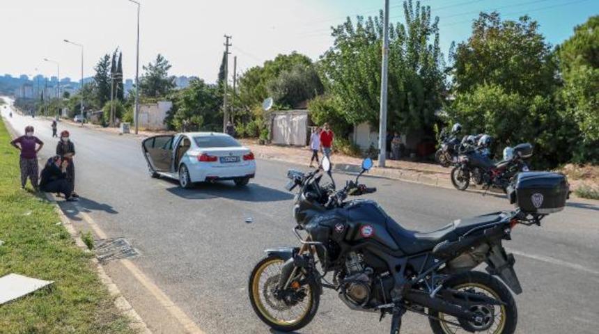 Antalya'da feci kaza! 2 polis yaralandı