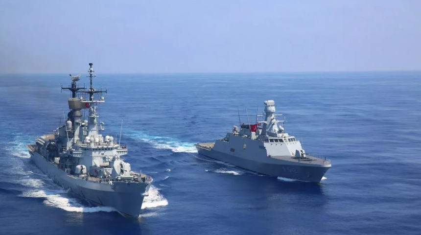 Bloomberg, Türk ve Yunan donanmasını karşılaştırdı!