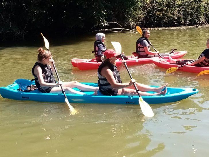İzmit Belediyesi, Türk Eğitim Vakfı öğrencilerini Sarısu Gençlik Kampı’nda ağırladı G1
