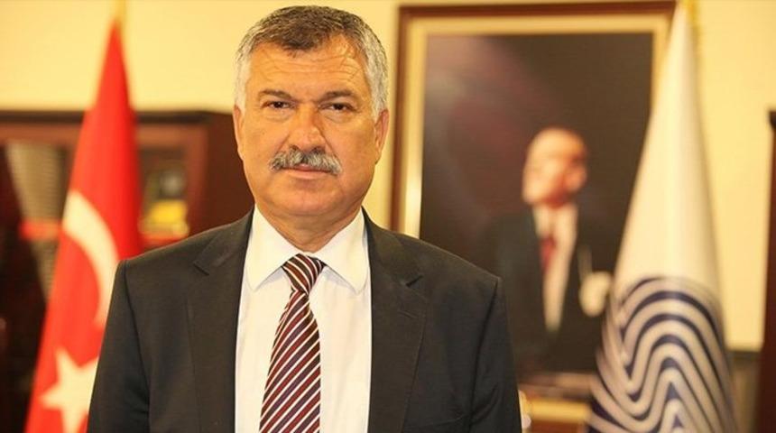 Adana Büyükşehir Belediye Başkanı Zeydan Karalar ulaşım zammını açıkladı, özür diledi