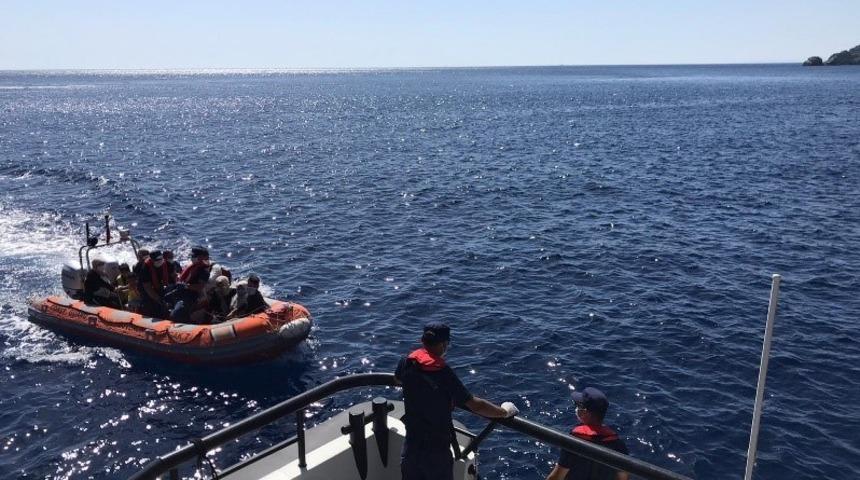 Marmaris'te 35 ka&ccedil;ak g&ouml;&ccedil;men yakalandı