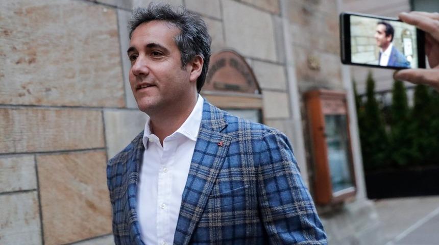 Trump'ın 'yalancı, sahtekar, zorba ve ırk&ccedil;ı' olduğunu &ouml;ne s&uuml;ren eski avukatının kitabında hangi iddialar yer alıyor?