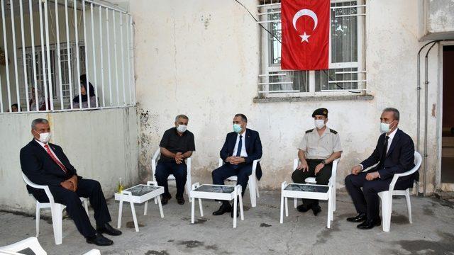 Şehit Piyade Teğmen Yunus Gül’ün ailesine şehadet belgesi verildi