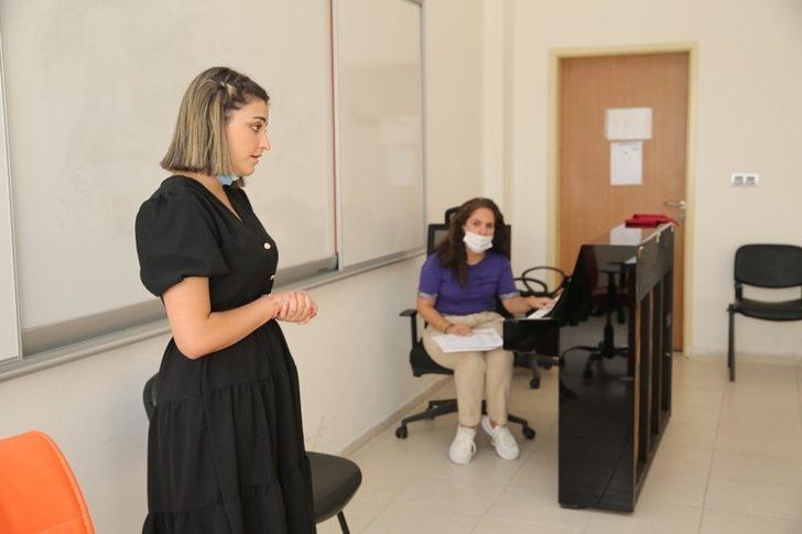 Şırnak Üniversitesi müzik bölümünde yetenek sınavı yapıldı G4