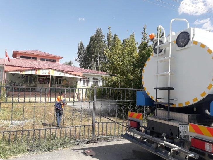 Gürpınar Belediyesi yüz yüze eğitim öncesi okulları hazır hale getiriyor G4