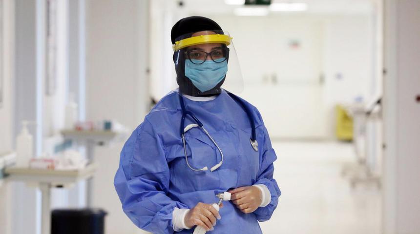 Hastalardan kaptığı koronavirüsü yenen Büşra hemşire: Duyunca şoke oldum