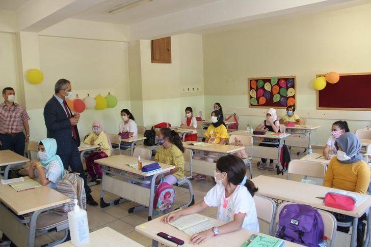 Kaymakam Pişkin, proje okulunu ziyaret etti G1