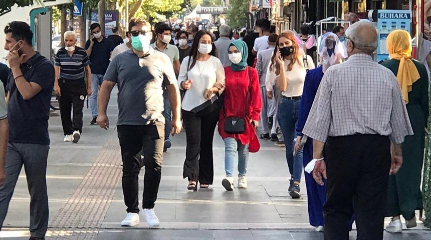 Batman&rsquo;da Covid-19 yasağı ihlal eden kişilere 390 bin para cezası kesildi