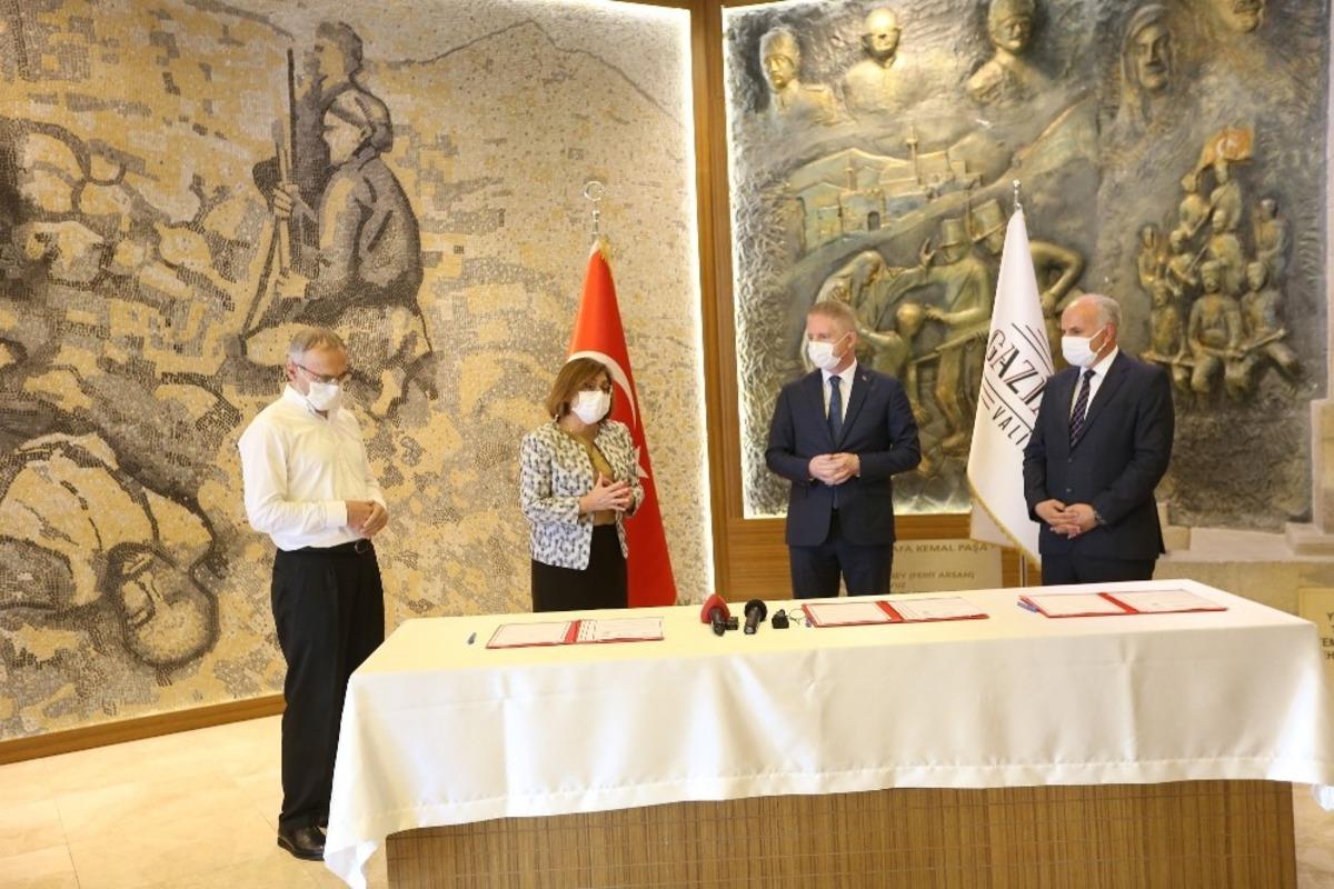 Gaziantep&rsquo;te kadın, &ccedil;ocuk ve ailelerin desteklenmesi i&ccedil;in &ouml;nemli protokol