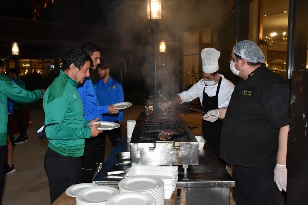 Manisa FK, mangal partisinde stres attı