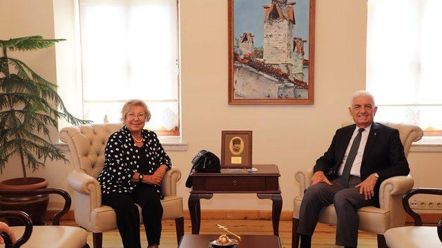 İmren Aykut’tan Başkan Gürün’e ziyaret