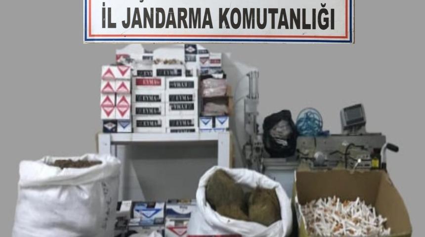 &Ccedil;anakkale&rsquo;de ka&ccedil;ak t&uuml;t&uuml;n operasyonu