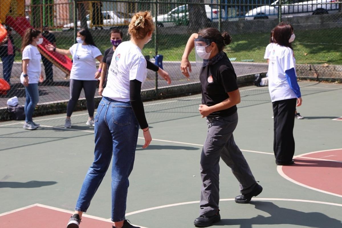 Maltepeli kadınlara &ouml;z savunma eğitimi