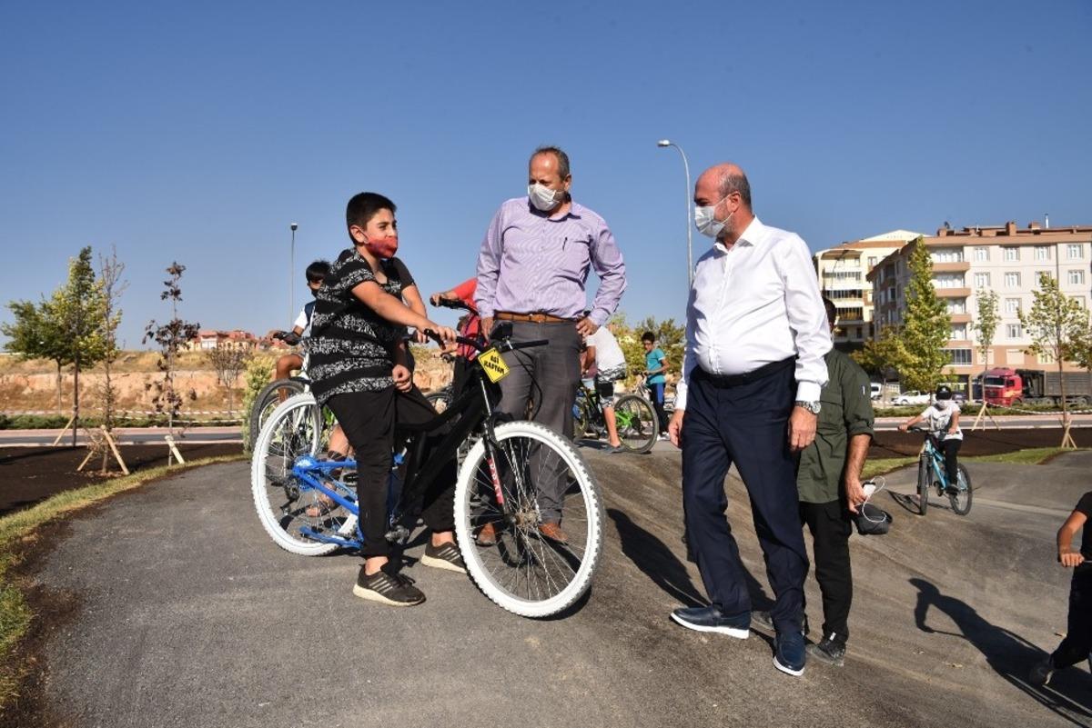 Sel&ccedil;uklu Bisiklet ve Kaykay Parkı&rsquo;nda sona gelindi