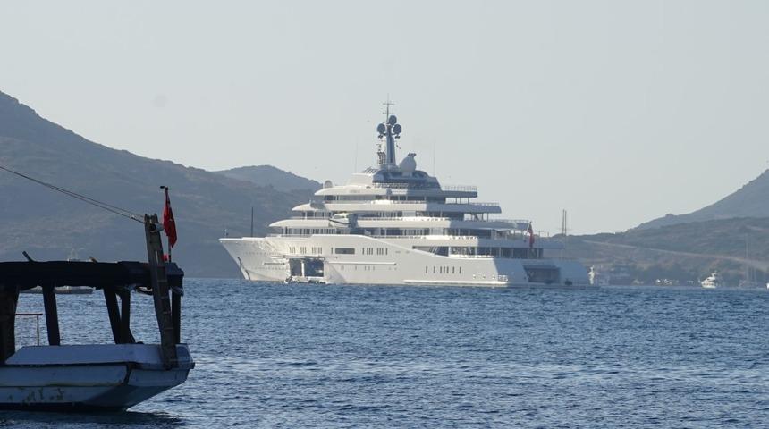 Rus milyarderin 'Y&uuml;zen Saray&rsquo;ı Yalıkavak&rsquo;ta