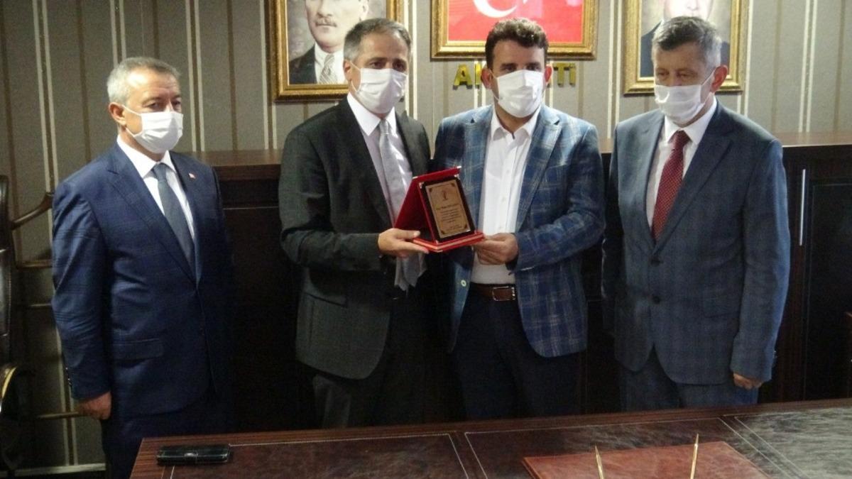 Bozkurt mazbatasını aldı, g&ouml;reve başladı