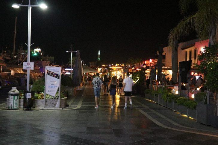 Gece 24.00’ten sonra Marmaris’te sadece insan sesi vardı G2