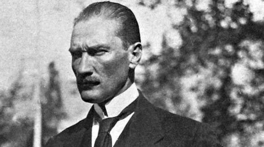 Atatürk'ün en güzel fotoğrafları... Yolumuzu aydınlatan en güzel Atatürk sözleri! Atatürk'ün bilinmeyen fotoğrafları!