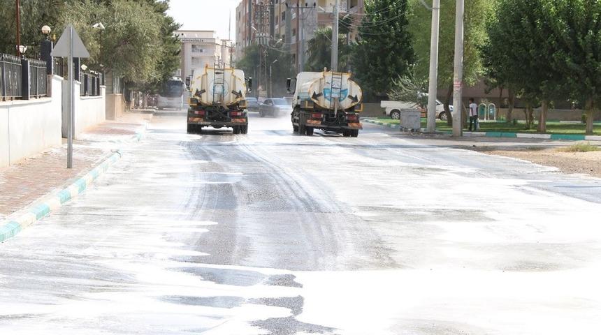 Haliliye&rsquo;de dezenfekte &ccedil;alışmaları devam ediyor