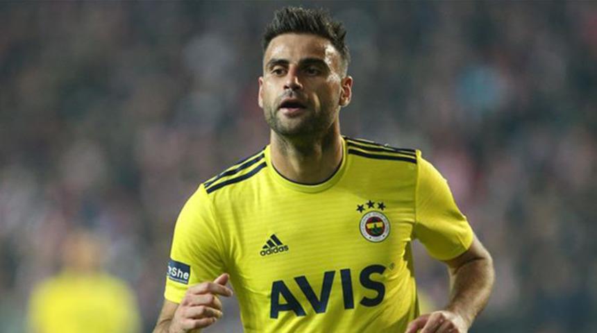 Fenerbahçe'de Deniz Türüç ilk 11'e yakın!