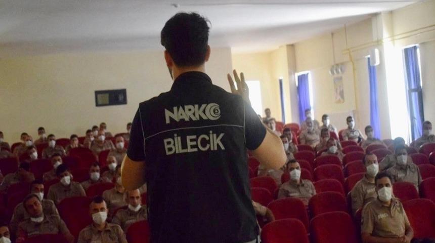 &Ccedil;arşı ve mahalle bek&ccedil;ilerine narkotik eğitimi verildi
