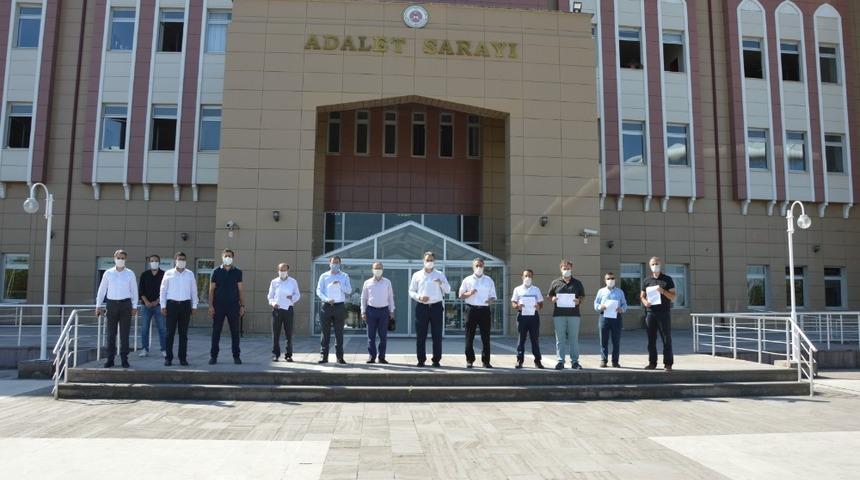 Manisa’dan Erol Mütercimler hakkında suç duyurusu