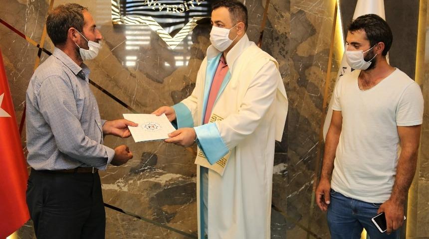 Vefat eden ALK&Uuml;&rsquo;l&uuml; &ouml;ğrencinin diploması ailesine verildi