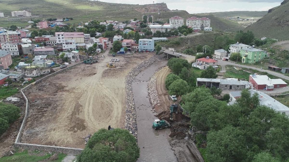 DSİ &Ccedil;ıldır&rsquo;da dere ıslahı yaptı