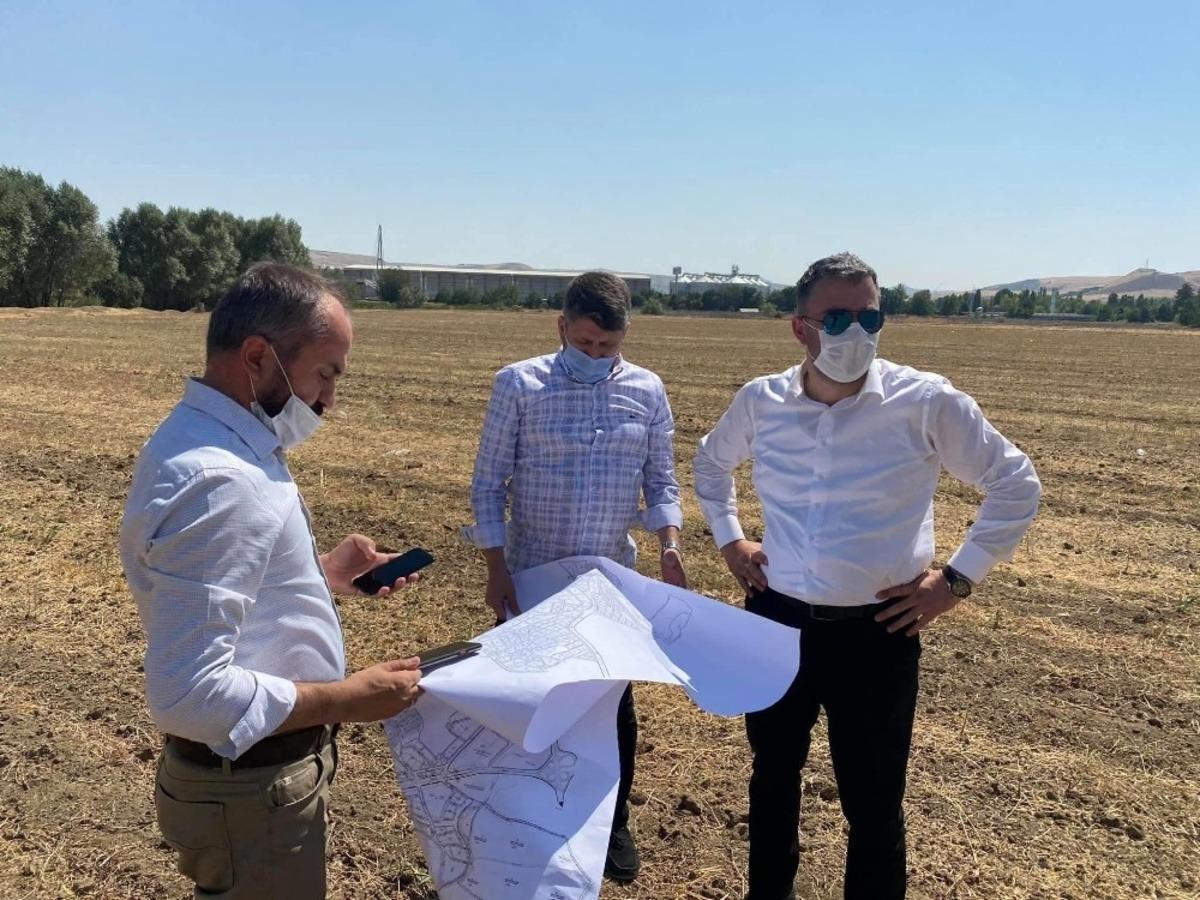 Pursaklar&rsquo;a yatırım yağmuru