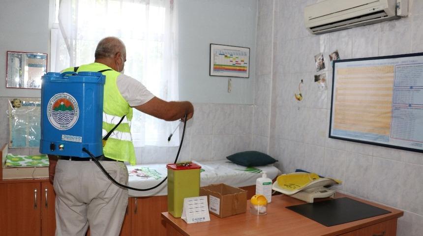 Toroslar&rsquo;da sağlık merkezleri dezenfekte ediliyor