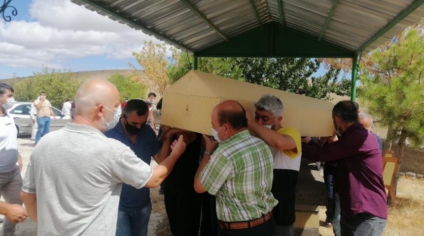 Gazeteci Şeref Kahraman&rsquo;ın acı g&uuml;n&uuml;